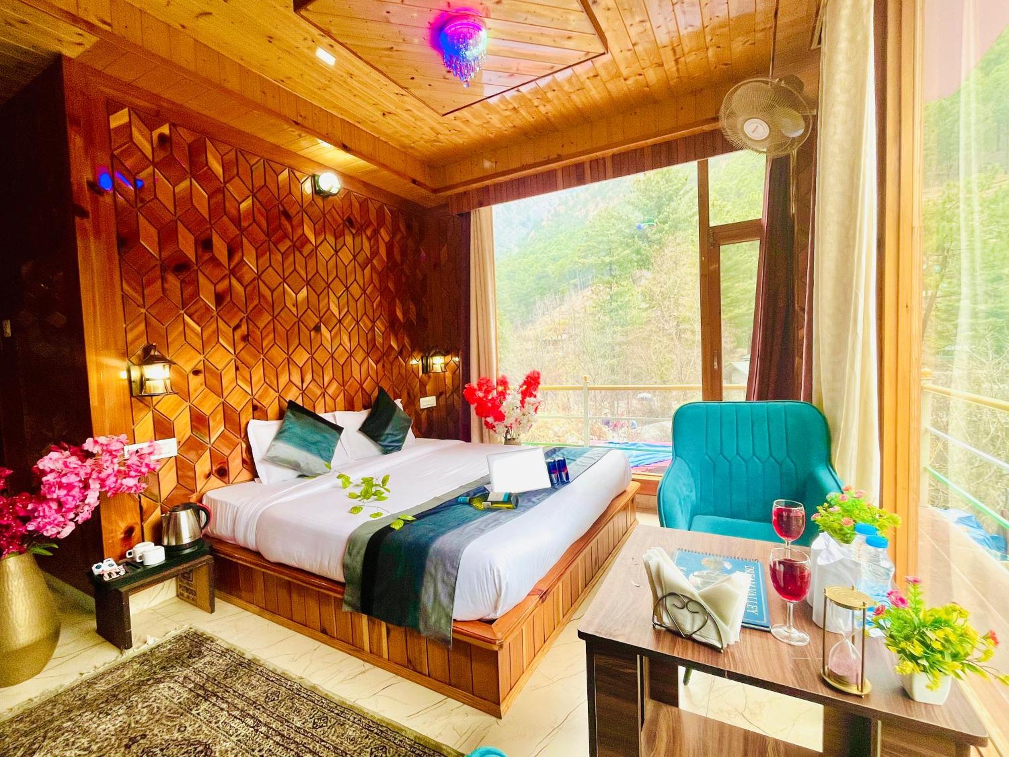 Hotel Brownie River View Kasol Bagian luar foto